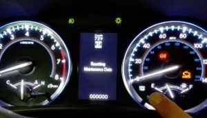 How to Reset the Service Maint Light 2013-2018 Toyota Highlander ...